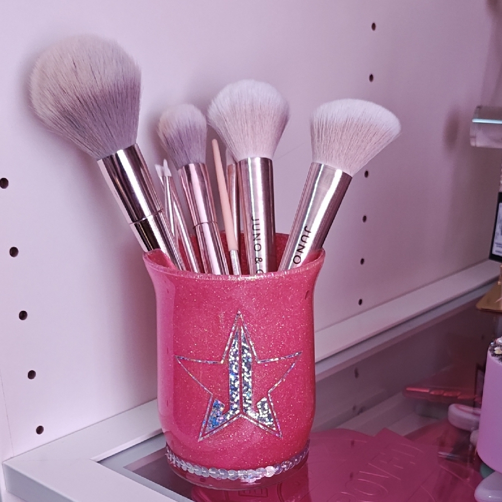 Jeffree Star Pink Makeup Brush Holder